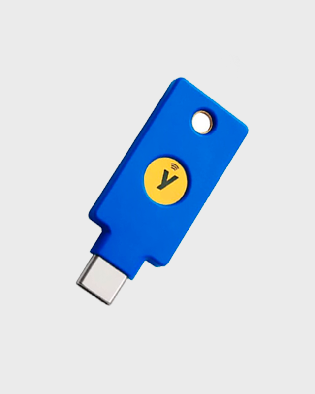 https://beta.tiendacripto.io/uploads/products/26065086dd3be53e8.57335786-YubiKey C NFC.png